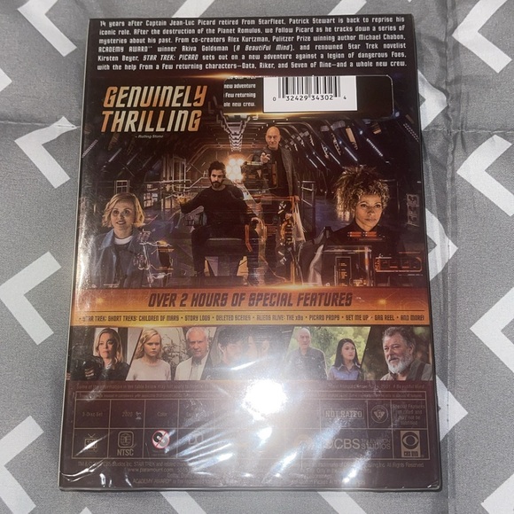 Star Trek Season One DVD - Picture 2 of 2